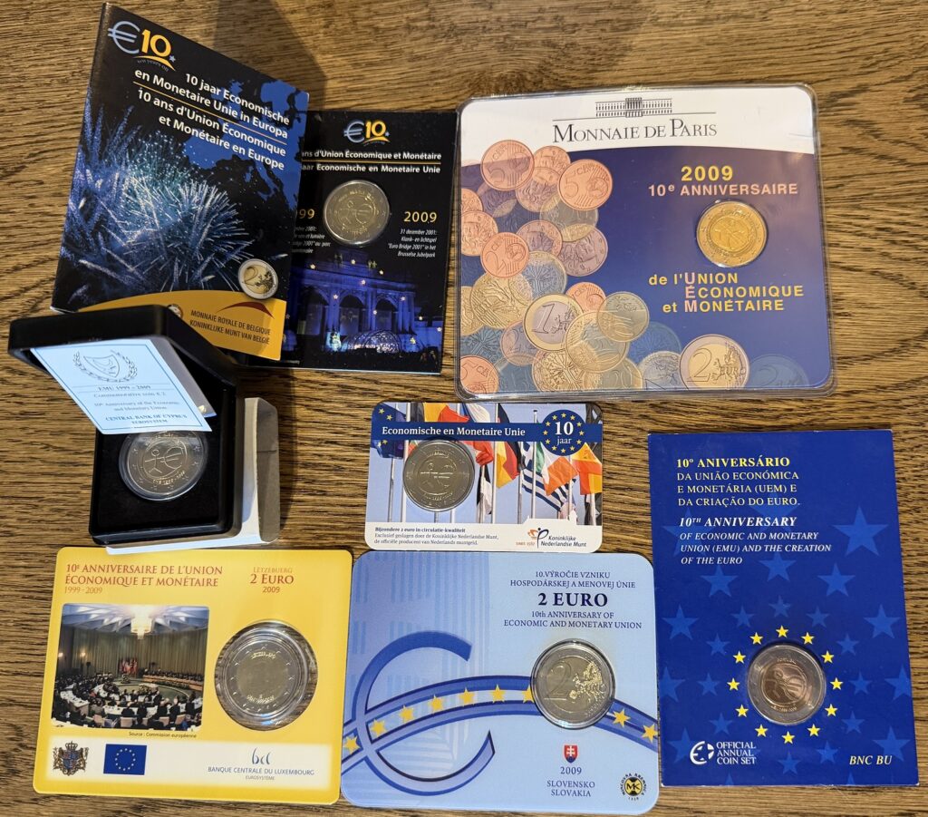 7 pièces de 2 euros avec un bonhomme et un bâton 1999 - 2009 BU